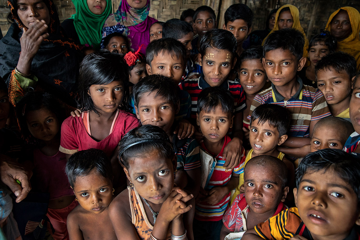 Un groupe d'enfants à Cox's Bazar