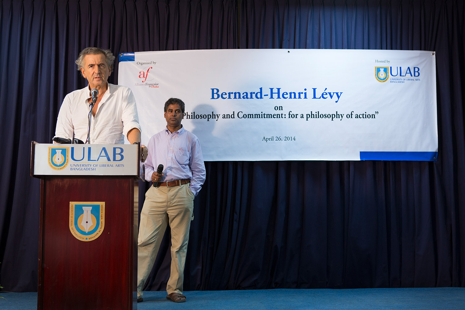 Intervention de Bernard-Henri Lévy à l'ULAB, University of Liberal Arts Bangladesh, à Dacca.