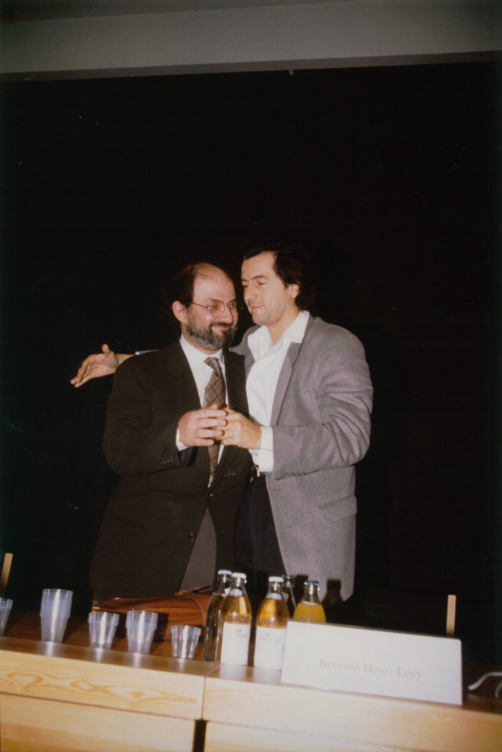 Bernard-Henri Lévy and Salman Rushdie in Helsinki in October 1992.
