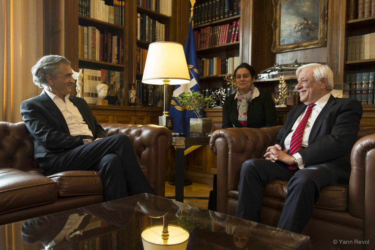 Bernard-Henri Levy rencontre Prokópis Pavlópoulos, Président de la République hellénique, au Palais présidentiel à Athènes