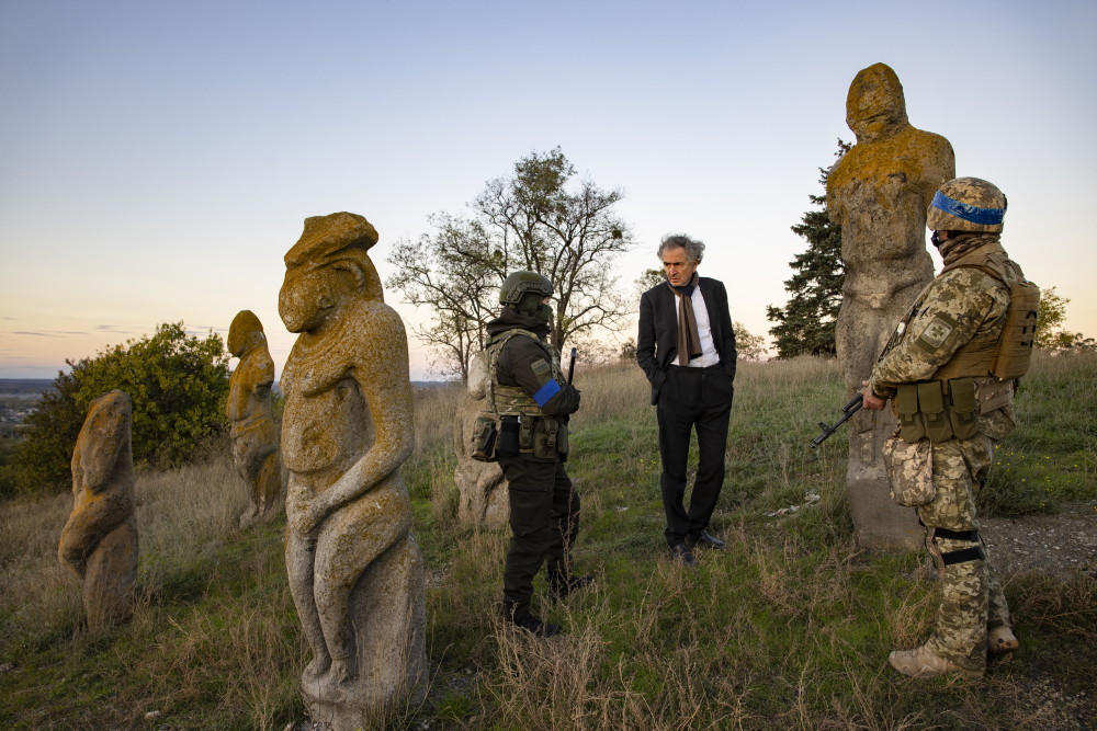 Bernard-Henri Lévy at the gates of Izioum, on top of the Kremenets hills, in the middle of the Polovtsian Babas, a kind of nomadic Amazons in struggle.