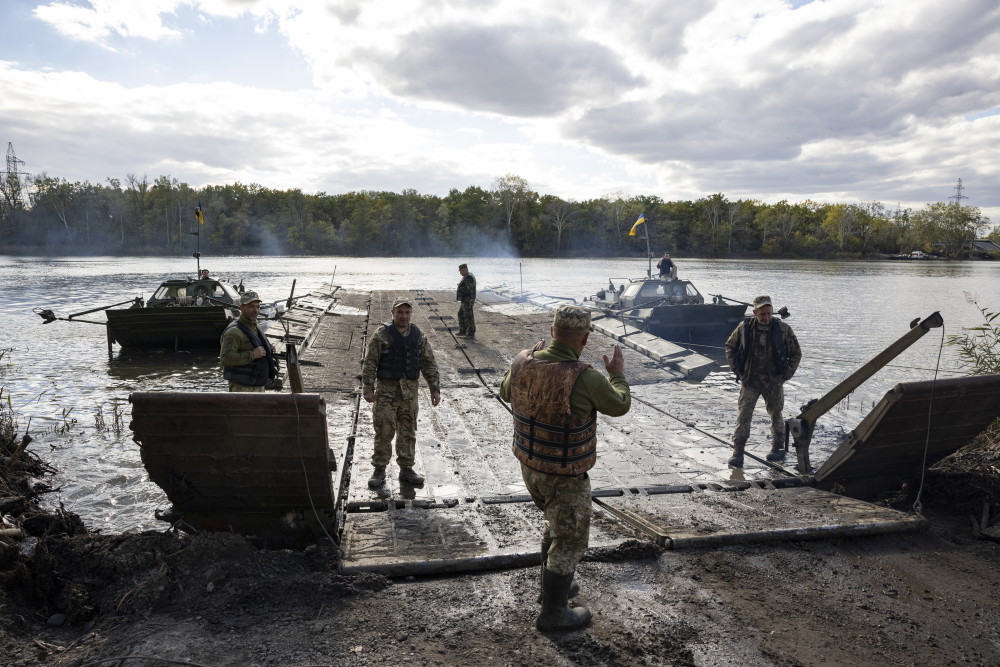 The Lyman ferry set up by Ukrainian forces.