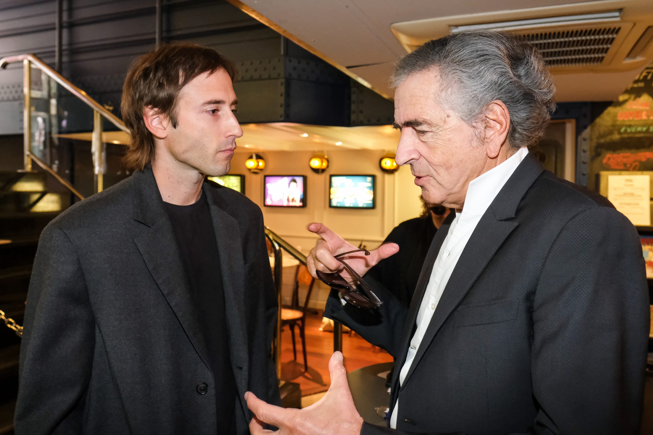 Bernard-Henri Lévy and Félix Macherez, during the preview of BHL's film "Why Ukraine", at the Cinéma Le Balzac in Paris.