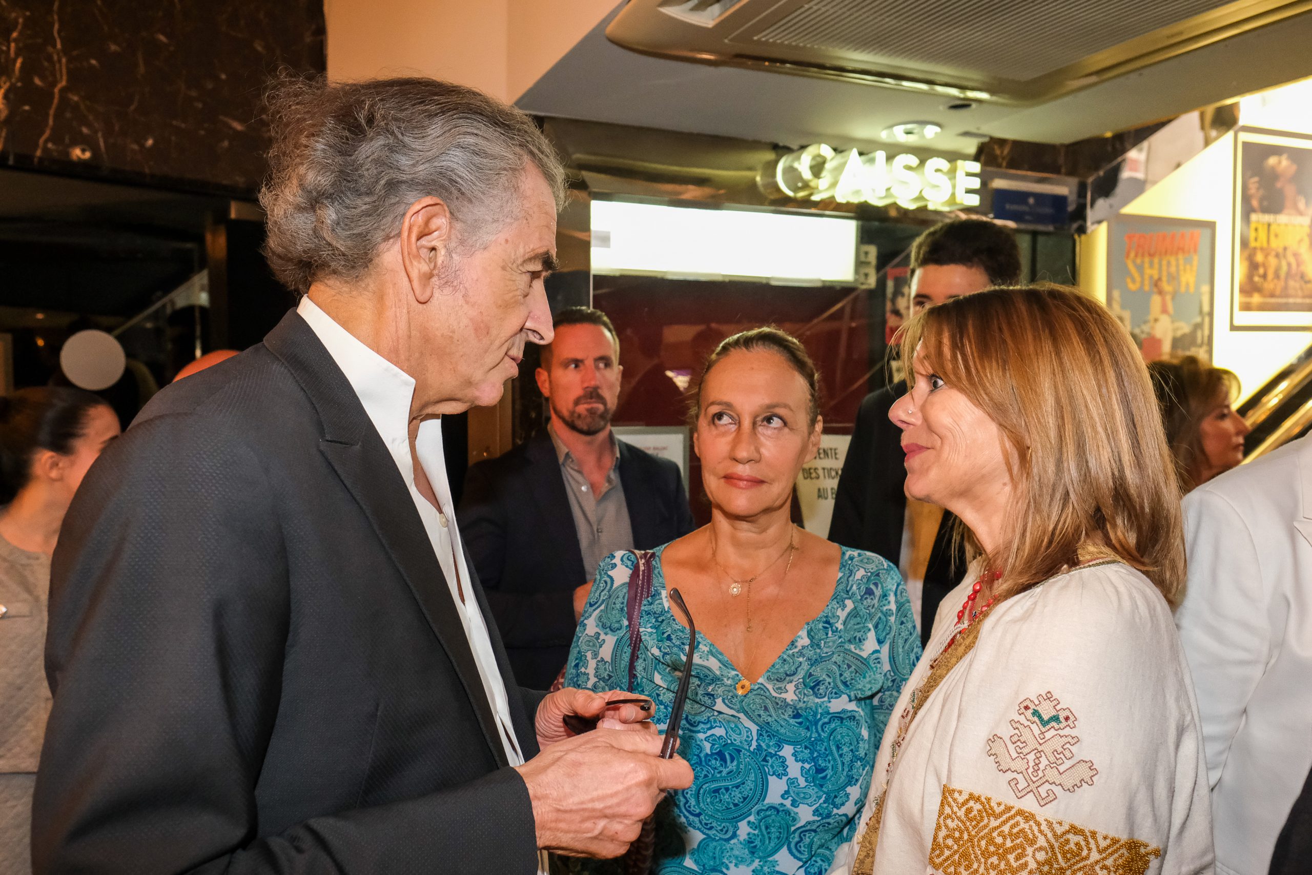 Bernard-Henri Lévy and Laurence Haïm, during the preview of BHL's film "Why Ukraine", at the Cinéma Le Balzac in Paris.