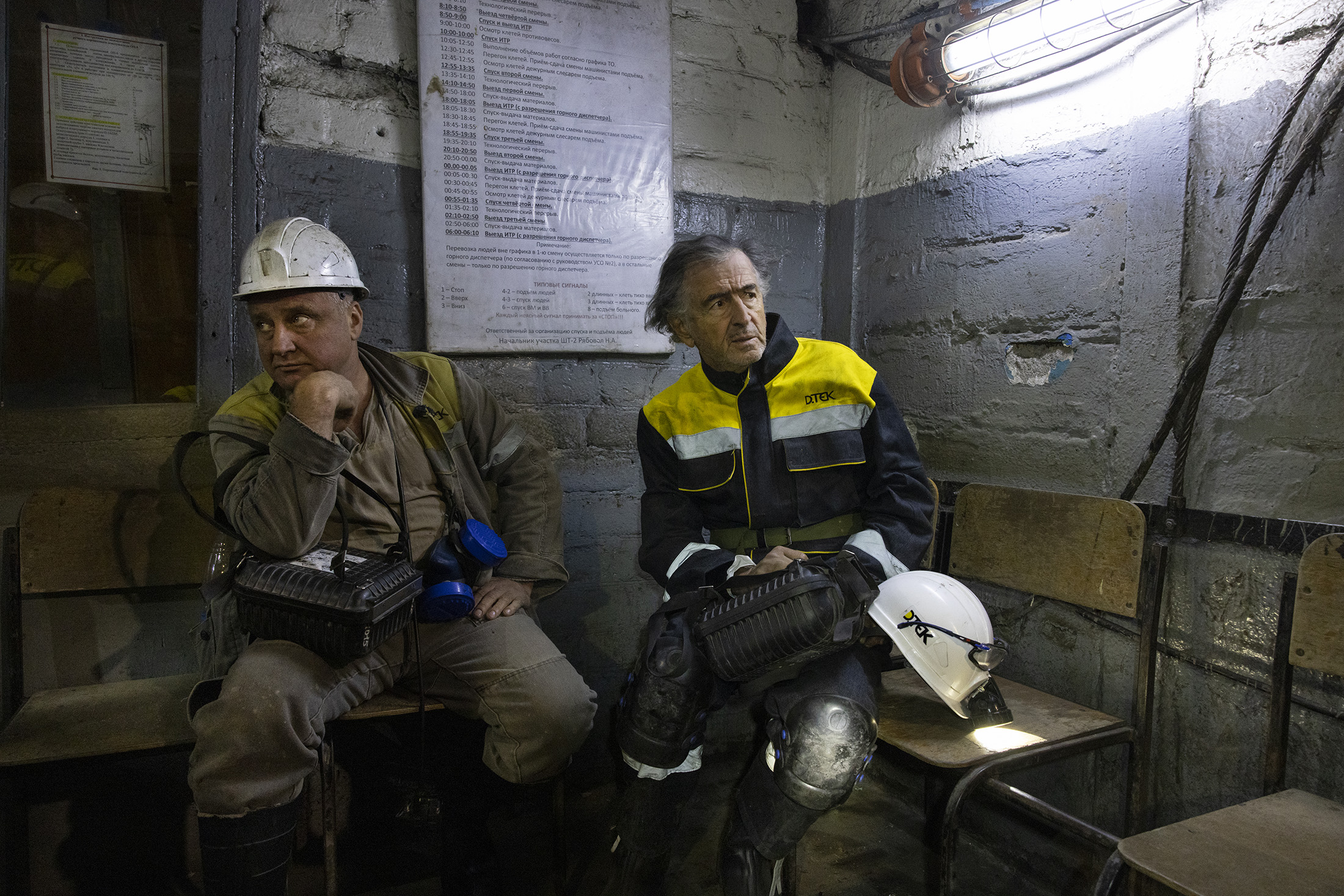 Bernard-Henri Lévy in the coal mines of Pavlohrad.