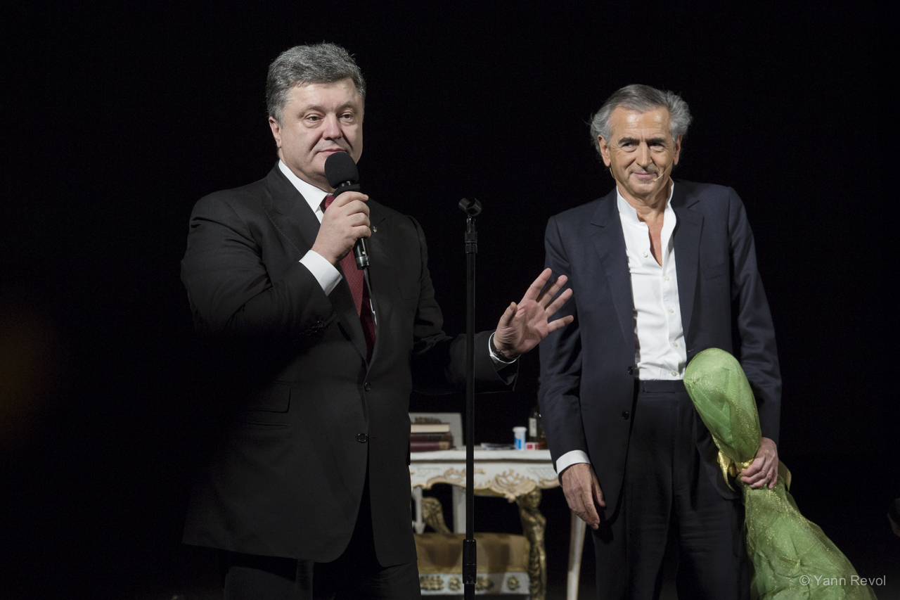 Petro Porochenko et BHL à l'issue de la représentation d'« Hôtel Europe » à l'Opéra de Kiev.