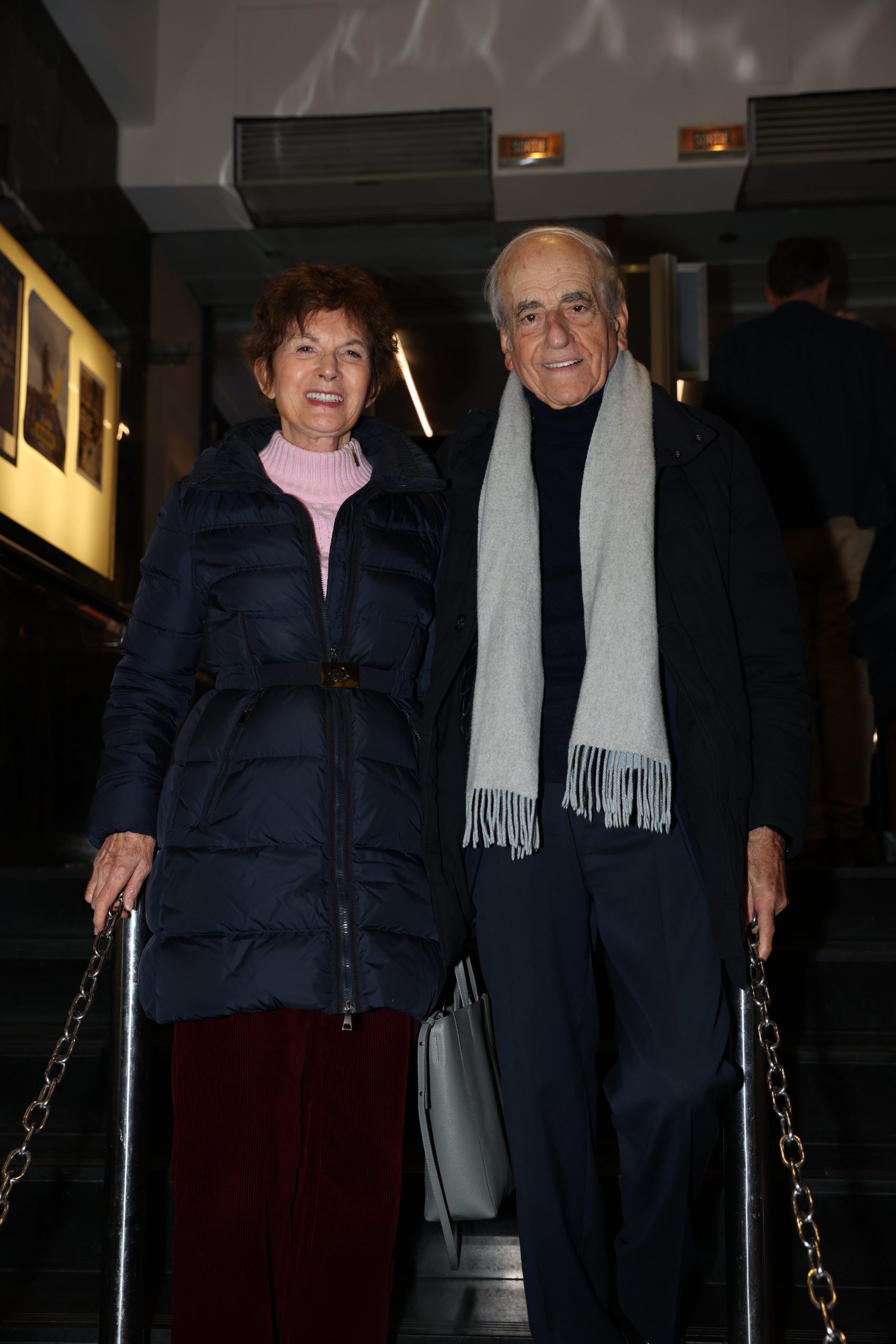 Jean-Pierre Elkabbach et son épouse Nicole Avril lors de l'avant-première du film de BHL, « Slava Ukraini », le 6 février 2023 au Balzac.