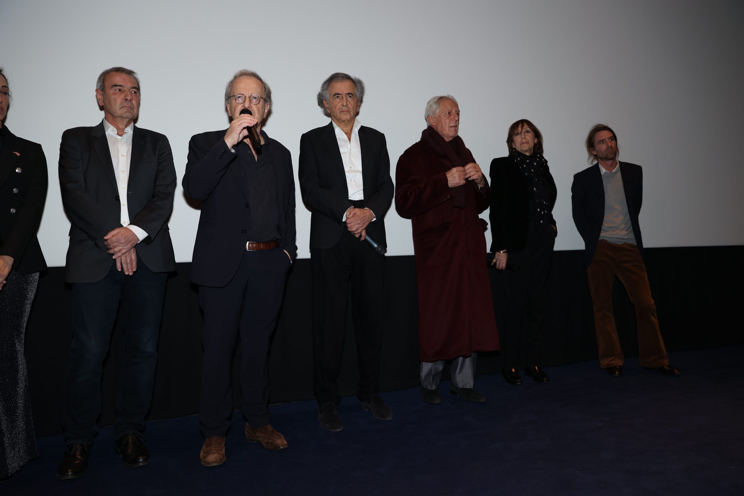 Marc Roussel, François Margolin, Bernard-Henri Lévy, Gilles Hertzog, Michèle Halberstadt, Olivier Jacquin, lors de l'avant-première du film de BHL, « Slava Ukraini », le 6 février 2023 au Balzac.