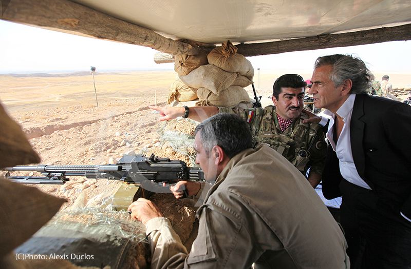 BHL et Sirwan Barzani sur le front contre Daech au Kurdistan irakien.