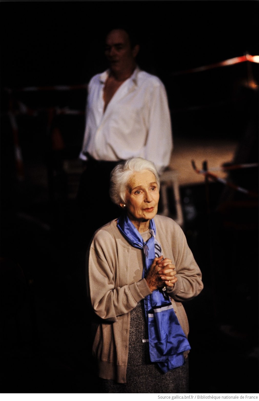 Gisèle Casadesus dans le rôle de Catherine Viroubora, et Pierre Vaneck dans le rôle d'Anatole ; « Le Jugement dernier » de BHL