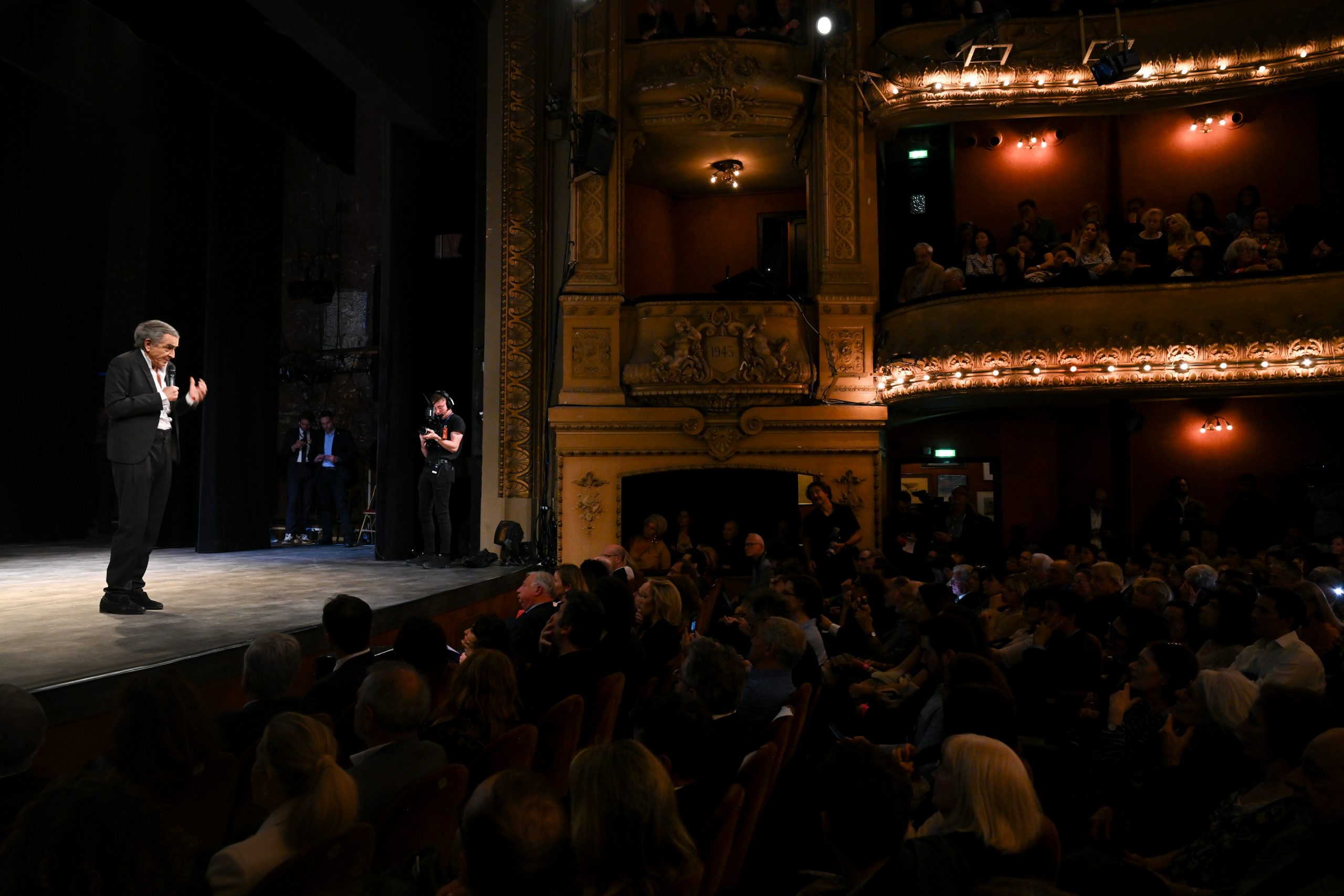 Bernard-Henri Lévy au Théâtre Antoine